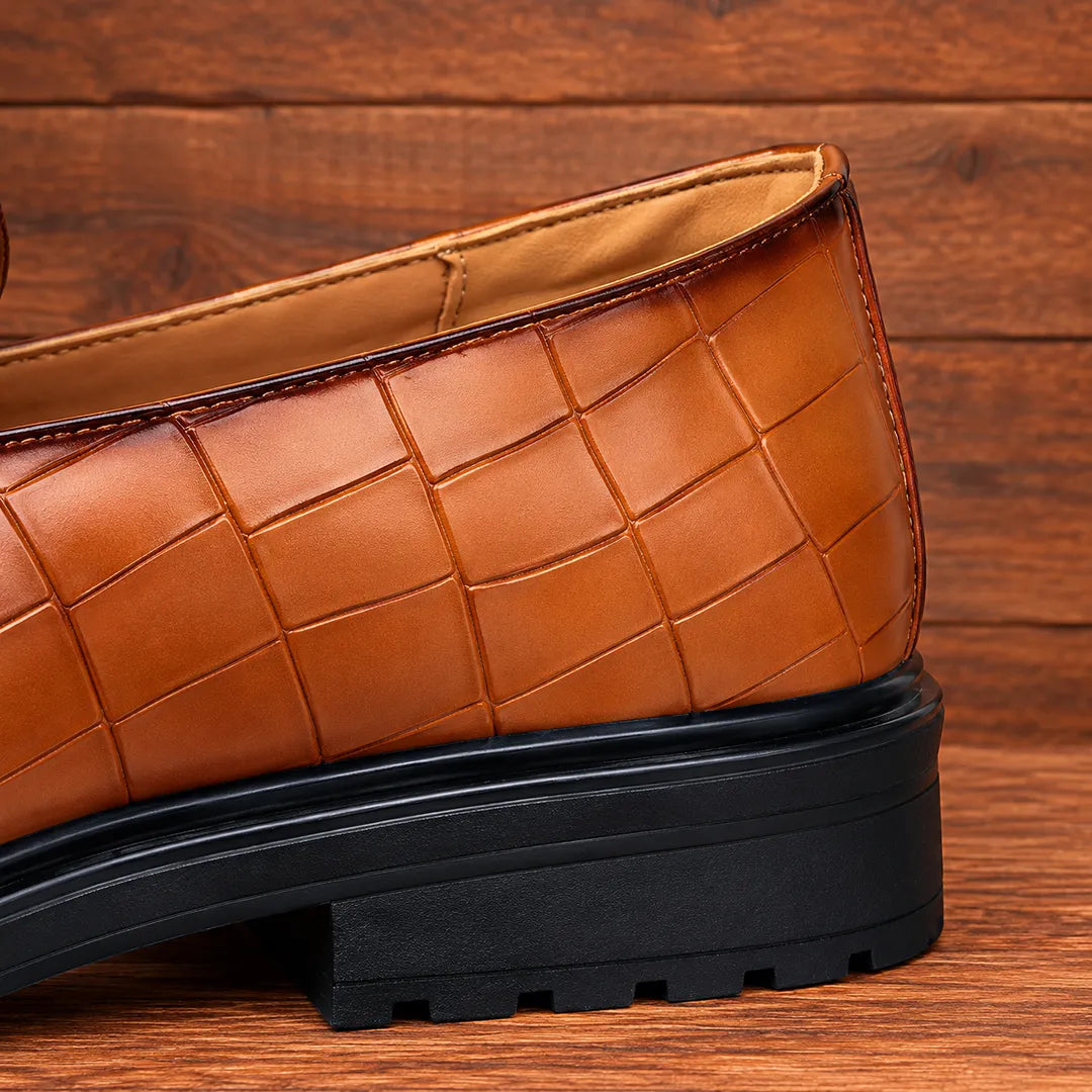 Elegant Textured Loafers